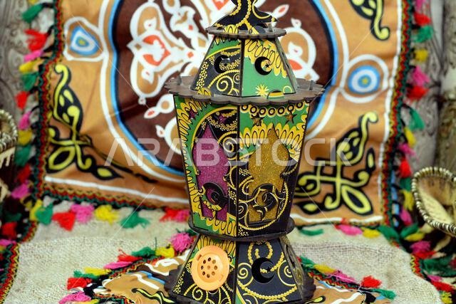 فانوس رمضان أو مصباح رمضان هو احتفال بهيج بأيام الصيام في الدول العربية والإسلامية، وهي أيام صيام مقدسة في الدين الإسلامي.