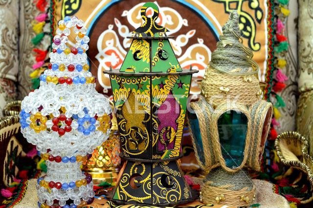 فانوس رمضان أو مصباح رمضان هو احتفال بهيج بأيام الصيام في الدول العربية والإسلامية، وهي أيام صيام مقدسة في الدين الإسلامي.