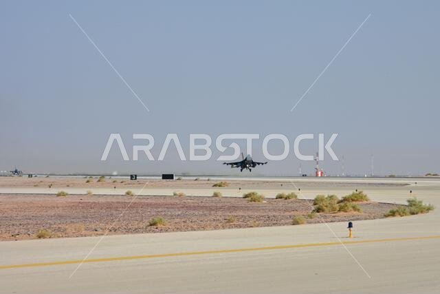 أقلعت طائرة مقاتلة من طراز إف-16 فايتينغ فالكون تابعة لسلاح الجو الأمريكي، والمخصصة للسرب المقاتل الاستكشافي 79، من قاعدة الأمير سلطان الجوية في المملكة العربية السعودية، في 24 أكتوبر 2022. وخلال فترة انتشارها، قام السرب المقاتل الاستكشافي 79، الملقب بـ"النمور"، بنشر القوة الجوية القتالية في منطقة مسؤولية القيادة المركزية الأمريكية، ودعم الأفراد، وعرض قوة التحالف الجوية لتعزيز الأمن الإقليمي. أقلعت طائرة مقاتلة من طراز إف-16 فايتينغ فالكون تابعة لسلاح الجو الأمريكي، والمخصصة للسرب المقاتل الاستكشافي 79، من قاعدة الأمير سلطان الجوية في المملكة العربية السعودية، في 24 أكتوبر 2022. وخلال فترة انتشارها، قام السرب المقاتل الاستكشافي 79، الملقب بـ"النمور"، بنشر القوة الجوية القتالية في منطقة مسؤولية القيادة المركزية الأمريكية، ودعم الأفراد، وعرض قوة التحالف الجوية لتعزيز الأمن الإقليمي.