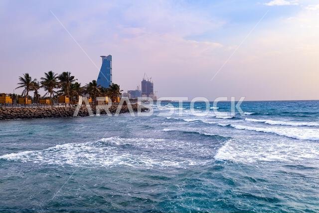 شاطئ جدة، المملكة العربية السعودية - إطلالة على كورنيش البحر الأحمر عند غروب الشمس، واجهة بحرية