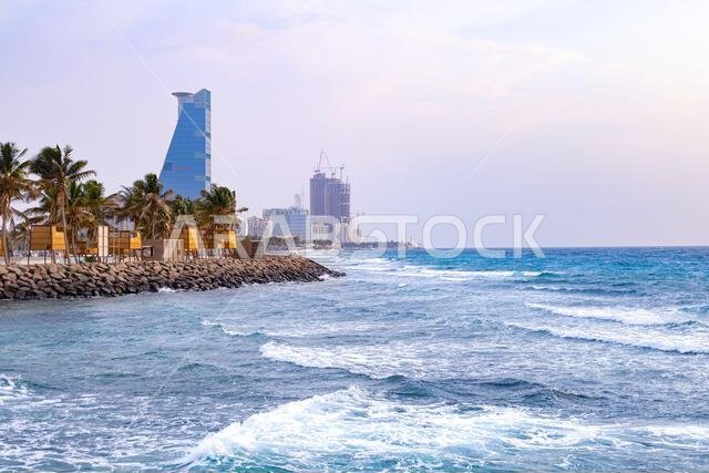 شاطئ جدة، المملكة العربية السعودية - إطلالة على كورنيش البحر الأحمر عند غروب الشمس، واجهة بحرية