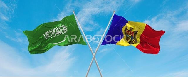 علمان متقاطعان لمولدوفا والسعودية يرفرفان في مهب الريح تحت سماء ملبدة بالغيوم. يرمزان إلى العلاقة والحوار والسفر بين البلدين. رسم توضيحي ثلاثي الأبعاد.