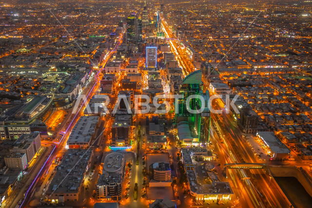 صورة إبداعية من الاعلى لمدينة الرياض ، الأبراج و ناطحات السحاب ، الفن الهندسي المعماري بالسعودية ، معالم سياحية مشهورة بالرياض في المملكة العربية السعودية ، طرق وشوارع الرياض ، السياحة في السعودية