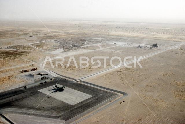 صورة جوية لقاعدة جوية خلال عملية درع الصحراء. موضوع العملية/السلسلة: درع الصحراء. الدولة: المملكة العربية السعودية.