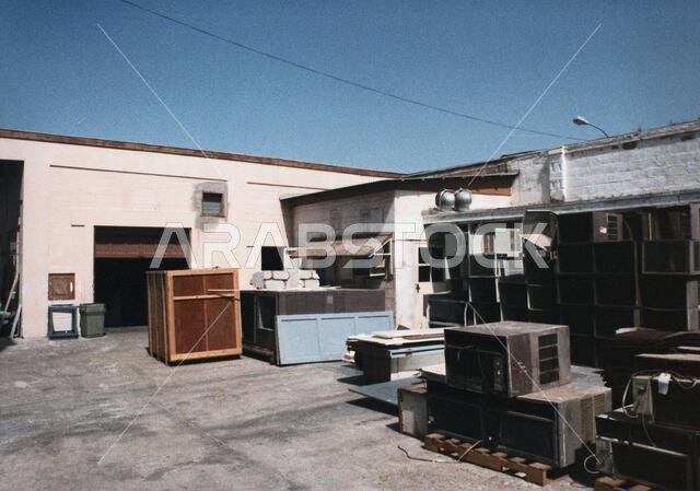 Jeddah - 1986, United States photographs Related to Embassies, Consulates, and Other Overseas Buildings