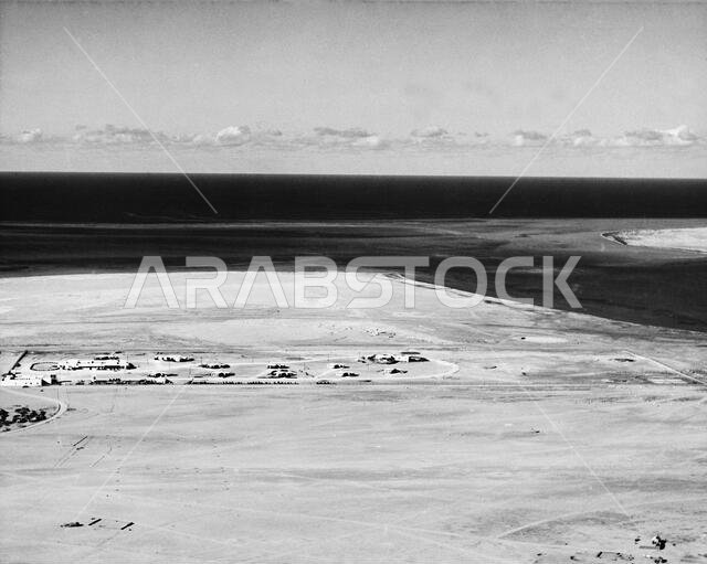 جدة - موقع المجمع - 1955، صور فوتوغرافية من الولايات المتحدة الأمريكية تتعلق بالسفارات والقنصليات والمباني الأخرى في الخارج