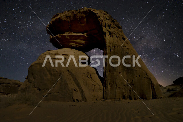 Natural rock formations in the city of Al-Ula in Saudi Arabia at night, historical and archaeological tourist attractions, the beauty of desert nature, rock formations and formations in the province of Al-Ula, tourism in Saudi Arabia