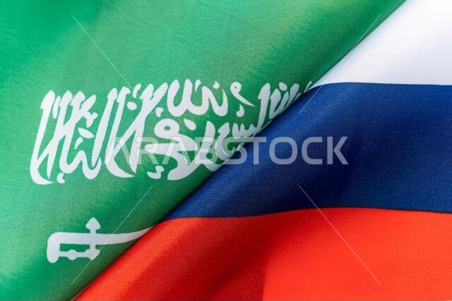 أعلام المملكة العربية السعودية وروسيا. مفهوم العلاقات الدولية بين الدول. العقوبات المفروضة على روسيا. حالة الحكومات. F