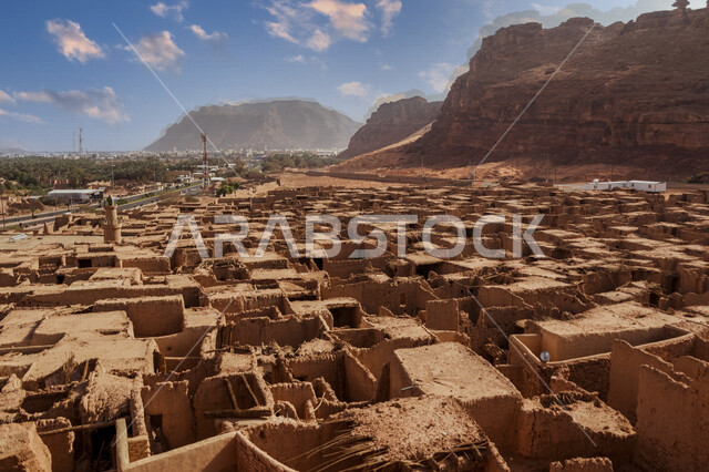 الجمال التاريخي لقرية العلا التراثية، بلدة العلا القديمه، متحف قديم مكشوف, متاهه مهجوره, معالم تاريخية وأثرية قديمة، مباني طينية قديمة ، حضارة العلا العربية الإسلامية القديمة ، محافظة العلا بالسعودية