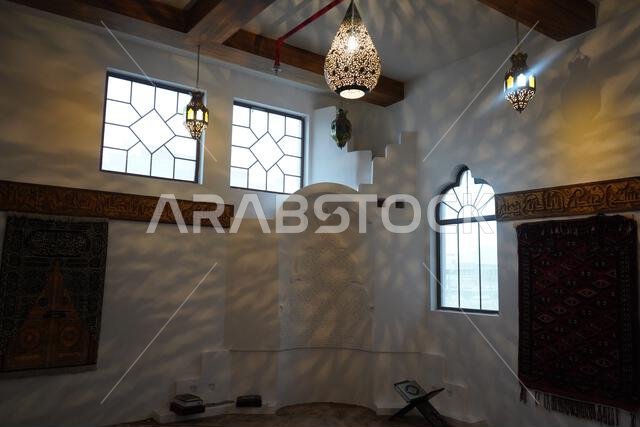 داخل غرفة صلاة جميلة في مدينة الخبر بالمملكة العربية السعودية. داخل غرفة صلاة جميلة في مدينة الخبر بالمملكة العربية السعودية.