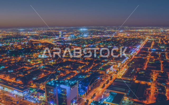  صورة جماليه لمدينة الرياض بالمملكة العربية السعودية ليلاً, الأبراج و ناطحات السحاب، الفن الهندسي المعماري ، معالم سياحية مشهورة بالرياض في المملكة العربية السعودية