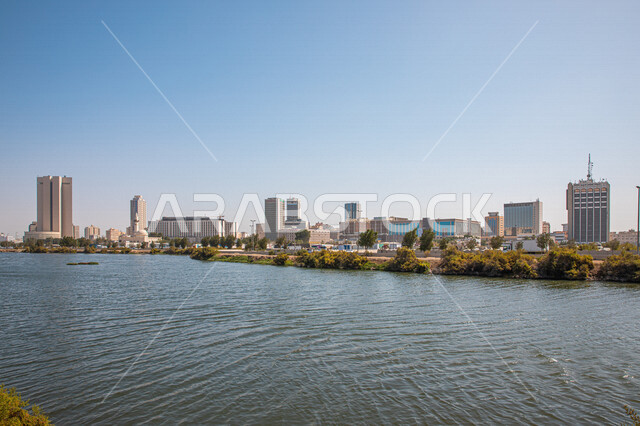 A beautiful view of the Jeddah Corniche in Saudi Arabia, a panoramic picture of the Jeddah waterfront on the coast of the Red Sea in the west of the Kingdom, tourism in Saudi Arabia, scenic landscapes, tourist and coastal attractions in Jeddah, panorama