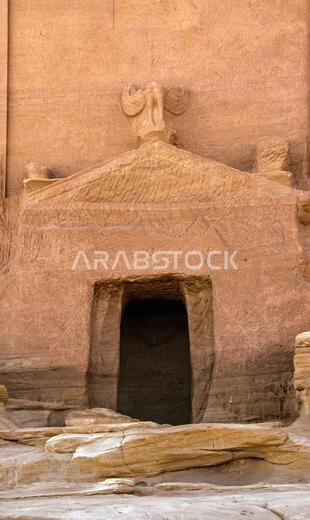 Entrance tomb of Lihyan son of Kuza Hegra Saudia Arabia Entrance tomb of Lihyan son of Kuza Hegra Saudia Arabia