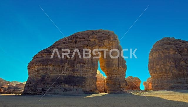صخرة الفيل، العلا، المملكة العربية السعودية صخرة الفيل، العلا، المملكة العربية السعودية