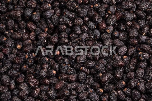 من ثمار تمور المدينة المنورة المملكة العربية السعودية عجوة صقعي صفاوي مجدول لبانا مبروم خضري عنبرة من ثمار تمور المدينة المنورة المملكة العربية السعودية عجوة صقعي صفاوي مجدول لبانا مبروم خضري عنبرة