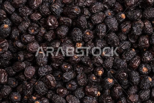 من ثمار تمور المدينة المنورة المملكة العربية السعودية عجوة صقعي صفاوي مجدول لبانا مبروم خضري عنبرة من ثمار تمور المدينة المنورة المملكة العربية السعودية عجوة صقعي صفاوي مجدول لبانا مبروم خضري عنبرة