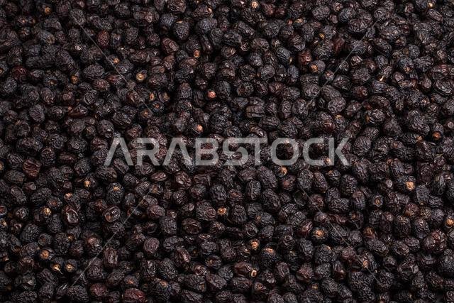 From the fruits of Madinah Al-Munawwarah dates, Kingdom of Saudi Arabia, Ajwa, Sagai, Safawi, Majdoul, Lubana, Mabroum, Khudari, Anbara