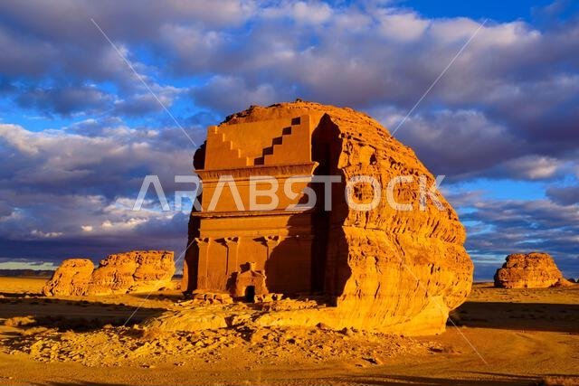 المملكة العربية السعودية، منطقة المدينة المنورة، العلا أو العلا، القبر النبطي في الحجر (مدائن صالح) الموقع الأثري، قبر لحيان أو قصر الفريد