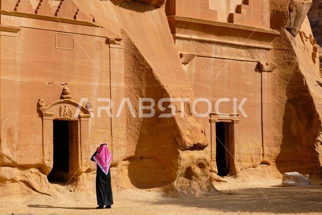 المملكة العربية السعودية، منطقة المدينة المنورة، العلا أو العلا، قبر النبطي في الحجر (مدائن صالح) الموقع الأثري، قبر جبل البنات المملكة العربية السعودية، منطقة المدينة المنورة، العلا أو العلا، قبر النبطي في الحجر (مدائن صالح) الموقع الأثري، قبر جبل البنات
