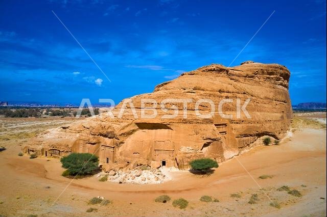 المملكة العربية السعودية، منطقة المدينة المنورة، العلا أو العلا، قبر النبطي في الحجر (مدائن صالح) الموقع الأثري، قبر جبل البنات