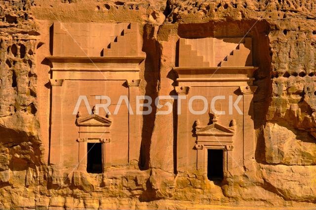 المملكة العربية السعودية، منطقة المدينة المنورة، العلا أو العلا، قبر النبطي في الحجر (مدائن صالح) الموقع الأثري، قبر جبل الأحمر