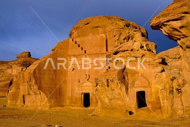 المملكة العربية السعودية، منطقة المدينة المنورة، العلا أو العلا، القبر النبطي في الحجر (مدائن صالح) الموقع الأثري، قبر جبل الخريمات