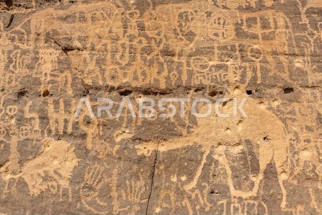 Rock carvings, Bir Hima Rock Petroglyphs and Inscriptions, UNESCO World Heritage Site, Najran, Kingdom of Saudi Arabia, Middle East