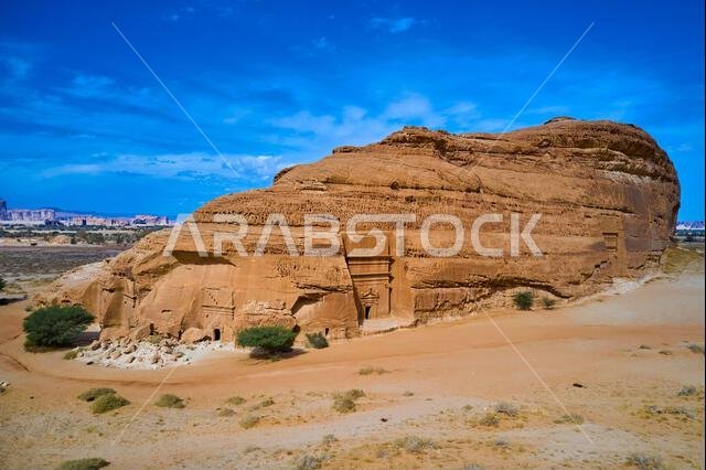 المملكة العربية السعودية، منطقة المدينة المنورة، العلا أو العلا، قبر النبطي في الحجر (مدائن صالح) الموقع الأثري، قبر جبل البنات