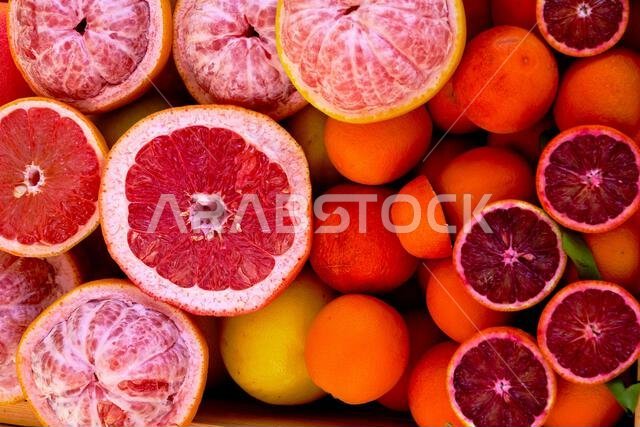 المملكة العربية السعودية، منطقة المدينة المنورة، العلا أو العلا، السوق المحلي، برتقالي