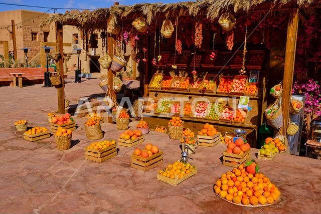 Saudi Arabia, Al Madinah Region, AlUla or Al Ula, local market, orange
