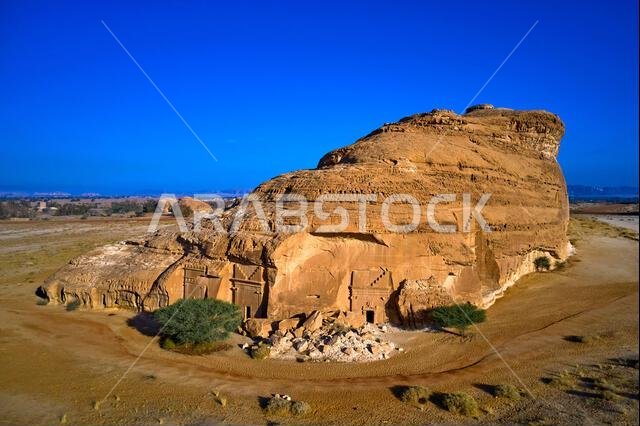 المملكة العربية السعودية، منطقة المدينة المنورة، العلا أو العلا، قبر النبطي في الحجر (مدائن صالح) الموقع الأثري، قبر جبل البنات