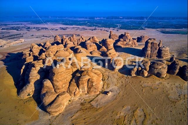 المملكة العربية السعودية، منطقة المدينة المنورة، العلا أو العلا، موقع مقبرة الأنباط في الحِجر (مدائن صالح) الأثري، جبل إثلِب المملكة العربية السعودية، منطقة المدينة المنورة، العلا أو العلا، موقع مقبرة الأنباط في الحِجر (مدائن صالح) الأثري، جبل إثلِب