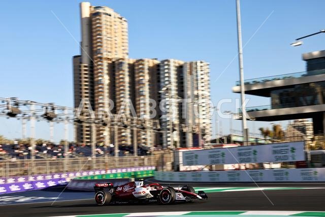 Guanyu Zhou (CHN) Alfa Romeo F1 Team C42. 25.03.2022 Formula 1 World Championship, Rd 2, Saudi Arabian Grand Prix, Jeddah, Saudi Arabia, Practice Day.  Photo credit should read: XPB/Press Association Images.