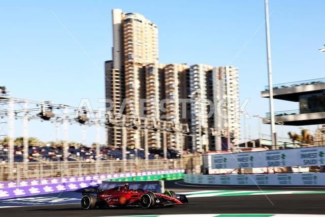 كارلوس ساينز جونيور (إسبانيا) - فيراري F1-75. 25 مارس 2022، بطولة العالم للفورمولا 1، الجولة الثانية، جائزة السعودية الكبرى، جدة، المملكة العربية السعودية، يوم التجارب الحرة. حقوق الصورة محفوظة لـ: XPB/Press Association Images.