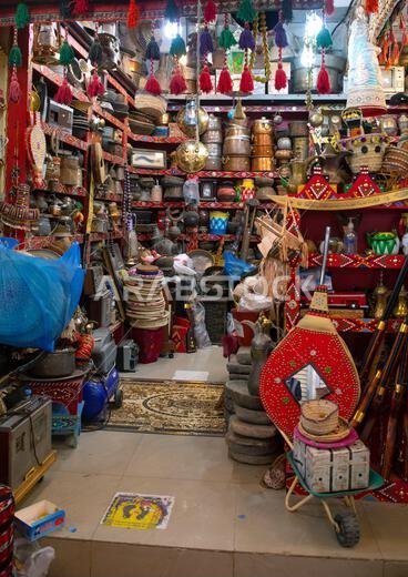 متجر هدايا تذكارية في السوق، منطقة الرياض، الرياض، المملكة العربية السعودية