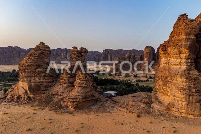 مناظر طبيعية من الحجر الرملي، العلا، المملكة العربية السعودية، الشرق الأوسط