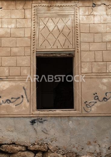 منزل فرساني مزين بالجبس واللوحات الجدارية، منطقة جازان، فرسان، المملكة العربية السعودية