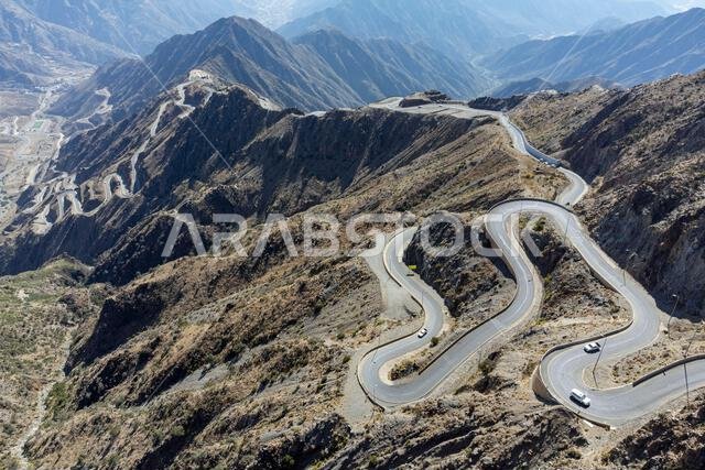 طريق جبل أبها المتعرج، المملكة العربية السعودية، الشرق الأوسط