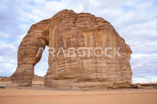 صخرة الفيل الشهيرة في العلا، المملكة العربية السعودية صخرة الفيل الشهيرة في العلا، المملكة العربية السعودية