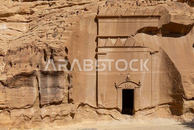 غرف الدفن الشهيرة في العلا، بالمملكة العربية السعودية غرف الدفن الشهيرة في العلا، بالمملكة العربية السعودية