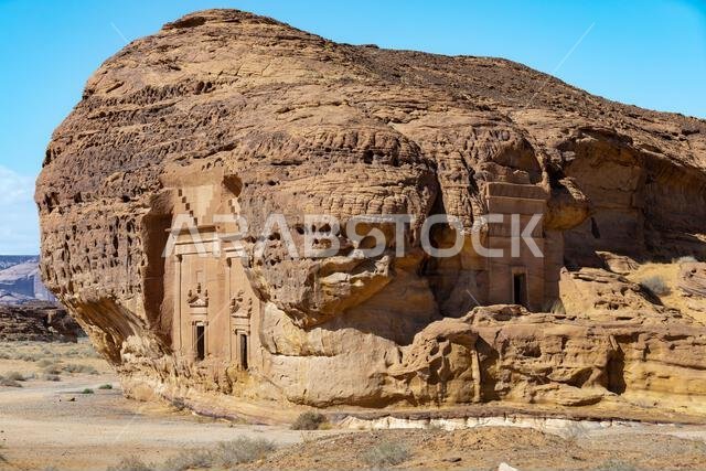 غرف الدفن الشهيرة في الحِجر، العلا، في المملكة العربية السعودية