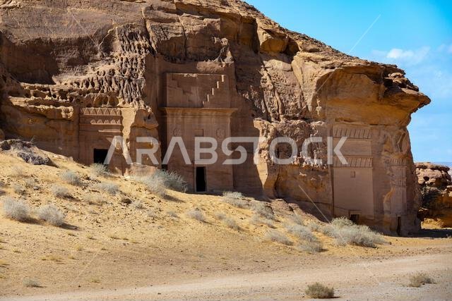 غرف الدفن الشهيرة في الحِجر، العلا، في المملكة العربية السعودية