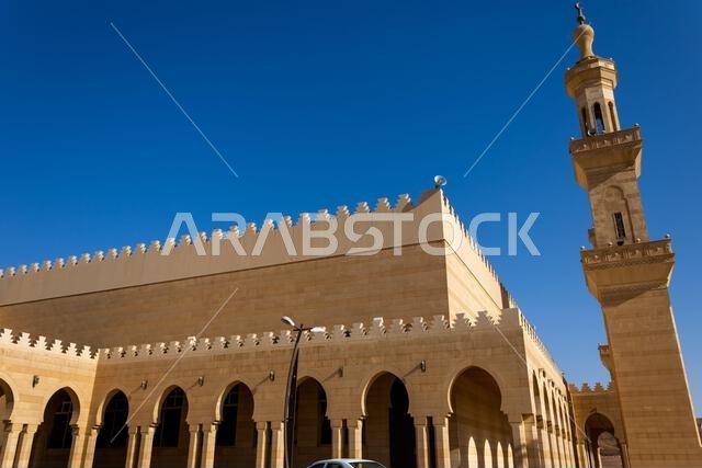 مسجد المهنا الكبير، شقراء، المملكة العربية السعودية مسجد المهنا الكبير، شقراء، المملكة العربية السعودية