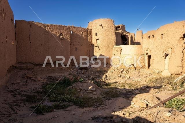 Ruins of traditional Arab mud brick architecture in Ushaiqer, Saudi Arabia