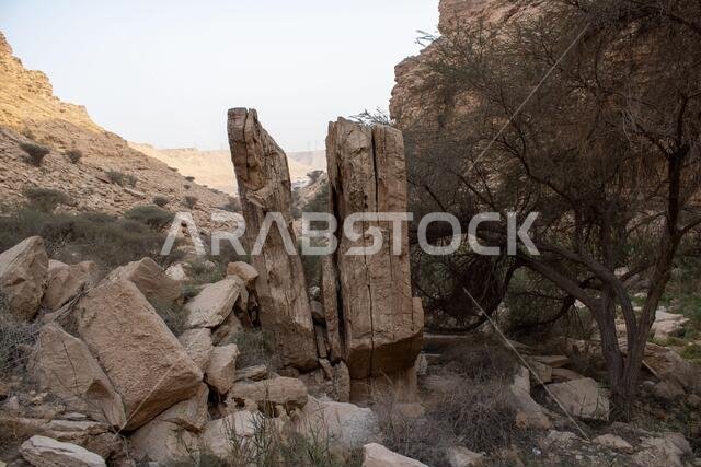 A naturally splitted rock in the Sha'ib Luha Valley near Riyadh