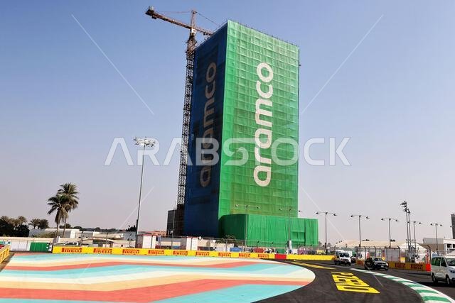جدة، المملكة العربية السعودية. ٢ ديسمبر ٢٠٢١. أجواء حلبة السباق. جائزة السعودية الكبرى، الخميس ٢ ديسمبر ٢٠٢١. جدة، المملكة العربية السعودية. حقوق الصورة: جيمس موي/ألامي لايف نيوز