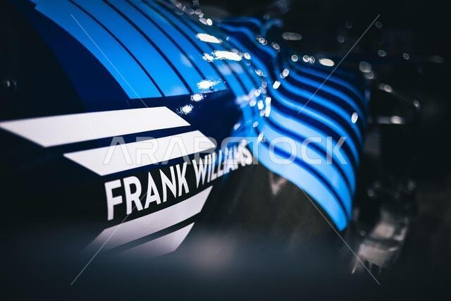 سيارة ويليامز ريسينغ FW43B تحمل إهداءً لفرانك ويليامز. سباق الجائزة الكبرى السعودي، الخميس 2 ديسمبر 2021. جدة، المملكة العربية السعودية.