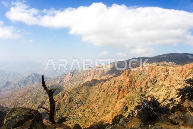 مناظر جبال الهدى بالقرب من الطائف، غرب المملكة العربية السعودية مناظر جبال الهدى بالقرب من الطائف، غرب المملكة العربية السعودية