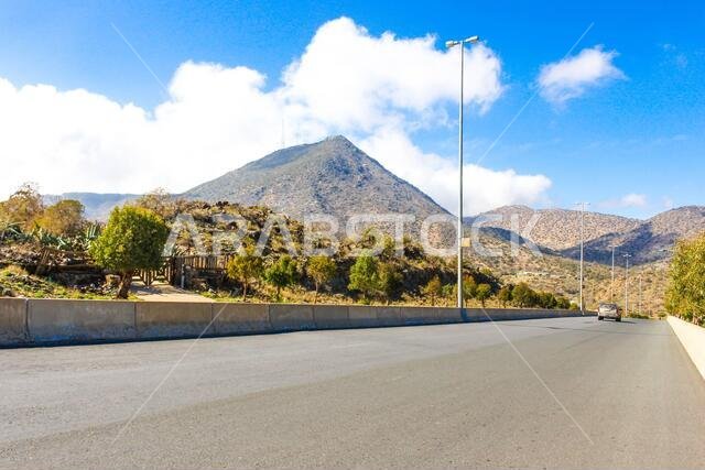 مناظر جبال الهدى بالقرب من الطائف، غرب المملكة العربية السعودية