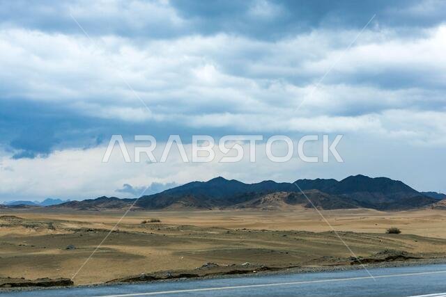المناظر الطبيعية الصحراوية في المملكة العربية السعودية